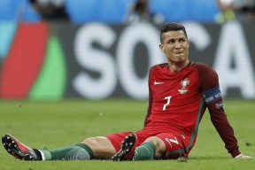 爱游戏体育注册登录 c罗单挑西班牙 